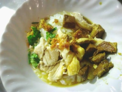 ข้าวต้มปลาเจ้าเก่า แปลงนามเยาวราช ข้าวต้มปลาเจ้าเก่า แปลงนามเยาวราช