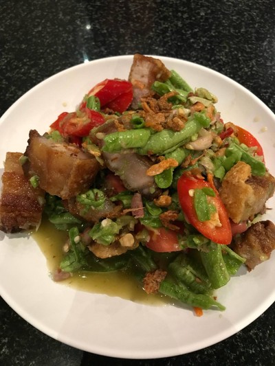 ตำถั่วหมูกรอบ