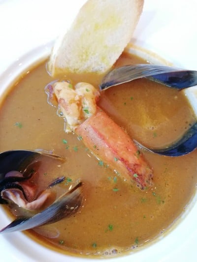 Bouillabaisse ราคา 550 บาท++