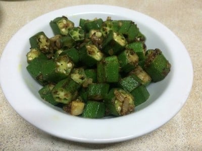 กระเจี๊ยบผัดเครื่องเทศ (อินเดีย) กระเจี๊ยบผัดเครื่องเทศ (อินเดีย)