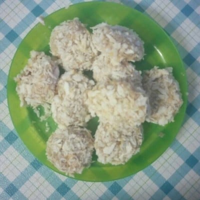 วิธีทำ หมูสับผสมมันและแครอทปั้นก้อนชุบเกล็ดขนมปังทอด วิธีทำ หมูสับผสมมันและแครอทปั้นก้อนชุบเกล็ดขนมปังทอด