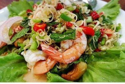 วิธีทำ ยำตะไคร้กุ้งสด