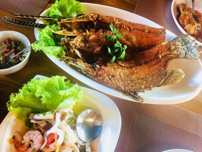 ปลากระพงทอดน้ำปลา