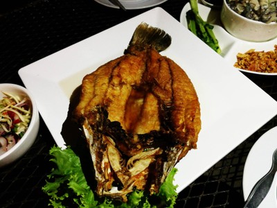 ปลากระพงทอดน้ำปลา