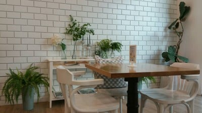 บรรยากาศ Printa Cafe เย็นจิต ( เซนต์หลุยส์)