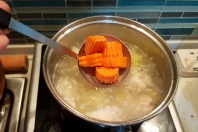 วิธีทำ ซุปไก่อย่างง่าย