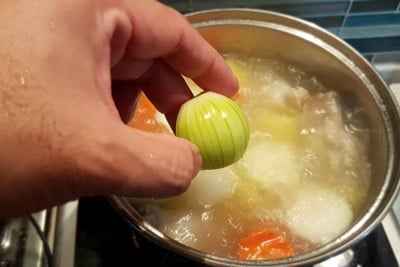 วิธีทำ ซุปไก่อย่างง่าย วิธีทำ ซุปไก่อย่างง่าย