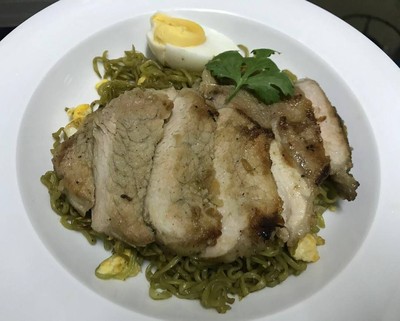 วิธีทำ ผัดหมี่หยกกับหมูย่าง วิธีทำ ผัดหมี่หยกกับหมูย่าง