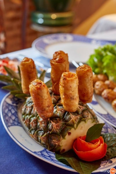 Cha gio (จ๋าหย่อ)