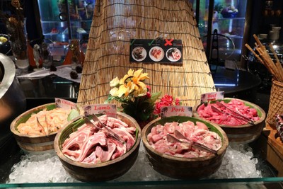 อาหาร หรือ เครื่องดื่ม