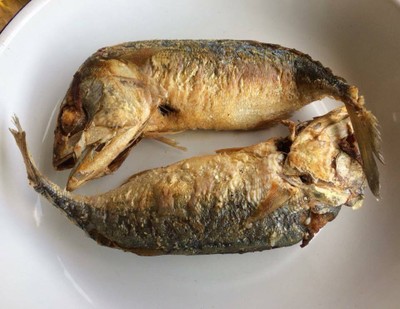 วิธีทำ ปลาทูราดพริกน้ำปลาหวาน