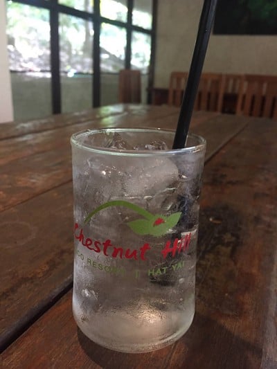 อาหาร หรือ เครื่องดื่ม