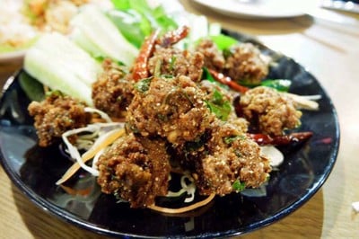 เมนูของร้าน วอร์ม 'มิติใหม่แห่งความสุข'