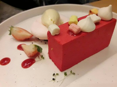 STRAWBERRY MOUSSE
