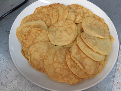 วิธีทำ Yummy Xmas Pancake วิธีทำ Yummy Xmas Pancake