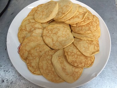 วิธีทำ Yummy Xmas Pancake วิธีทำ Yummy Xmas Pancake