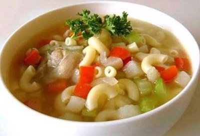 ซุปมักกะโรนีไข่ : 170kcal