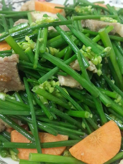 ผัดดอกไม้กวาด