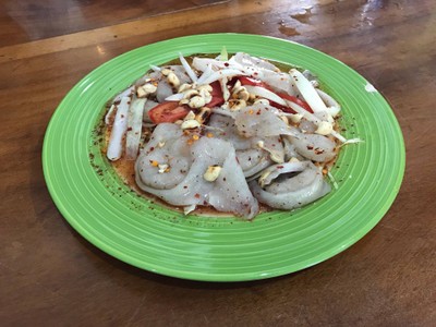 ยำเกี๊ยวปลา