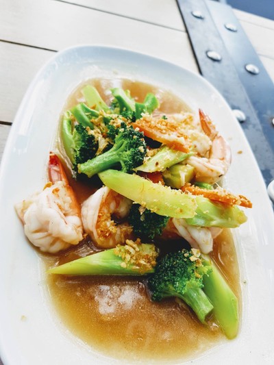 อาหาร หรือ เครื่องดื่ม