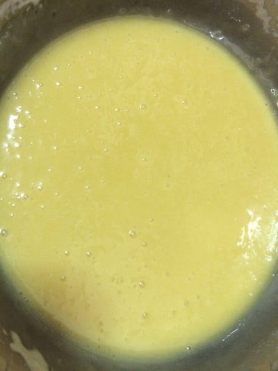 วิธีทำ Matcha White Chocolate Blondies วิธีทำ Matcha White Chocolate Blondies