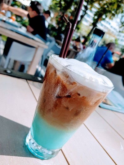 อาหาร หรือ เครื่องดื่ม