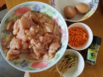 วิธีทำ ลูกชิ้นอกไก่ วิธีทำ ลูกชิ้นอกไก่