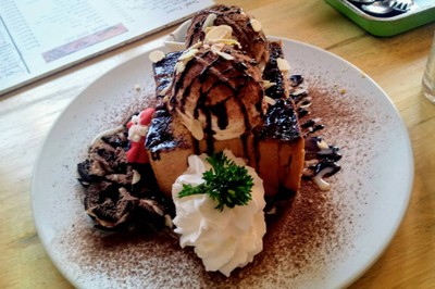 อาหาร หรือ เครื่องดื่ม