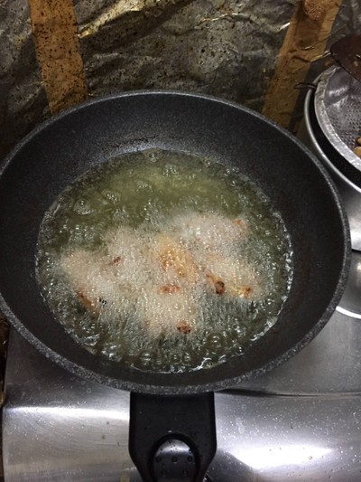 วิธีทำ น่องไก่ทอด วิธีทำ น่องไก่ทอด