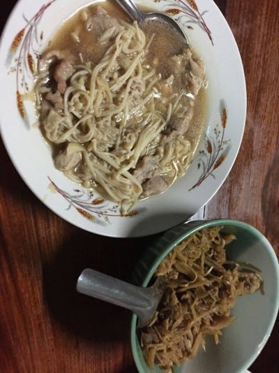 ผัดเห็ดเข็มทอง ผัดเห็ดเข็มทอง