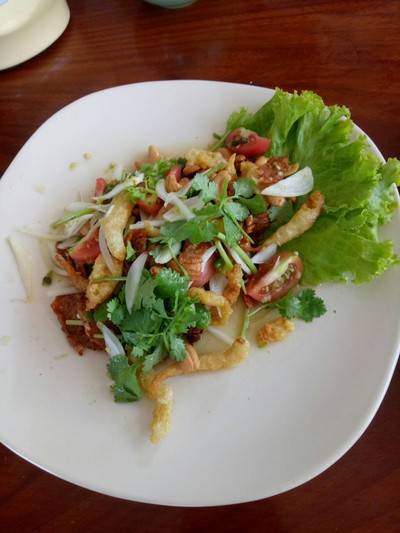 ยำสามกรอบ