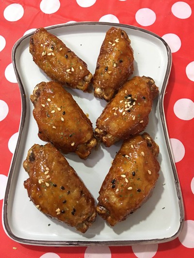 ปีกไก่ทอดคลุกซอสเกาหลี