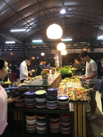 บรรยากาศ บุฟเฟ่ต์-เฮ้าส์