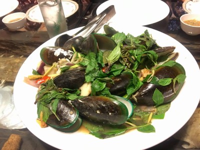Steam Thai Mussel