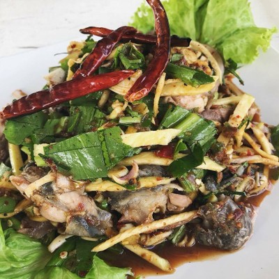 ร้านระเบียงน้ำ ท่าจีน