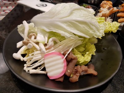อาหาร หรือ เครื่องดื่ม