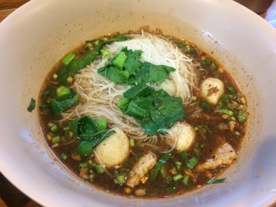 เอี่ยม "อร่อย สมัยใหม่" ศูนย์ประชุมกาญจนาภิเษก