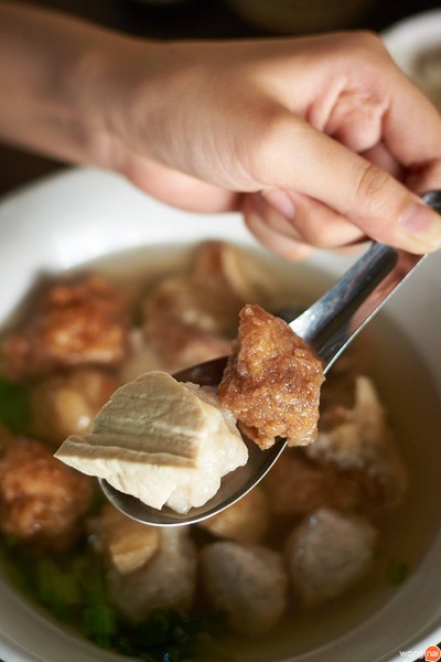 เมนูของร้าน ลูกชิ้น - มันสมองหมู ไทยทำ