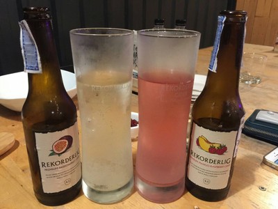 อาหาร หรือ เครื่องดื่ม