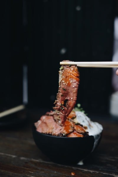 Kuh Grill & Bar