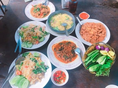 ครัวไพลิน