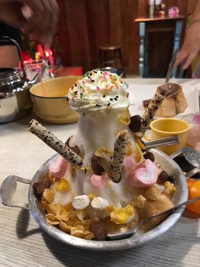 บาร์นมสาว