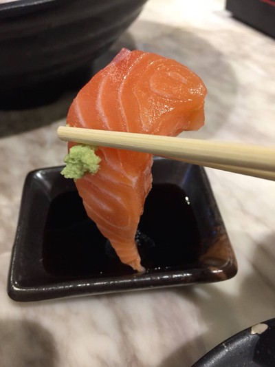 ชาชิมิแซลมอน