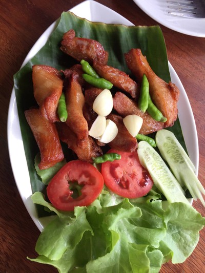 หมูแดดเดียว