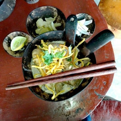 เมนูของร้าน ข้าวซอยกะโหล้ง