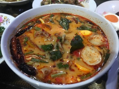 ต้มยำไข่อ่อน