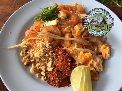 ผัดไทกุ้งสด