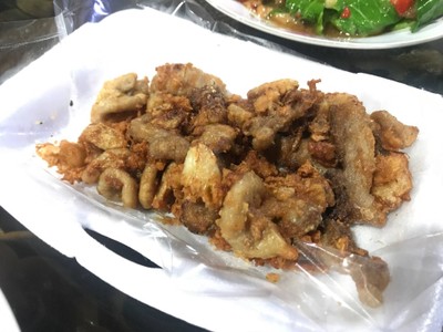 ไส้ตันทอดกระเทียม