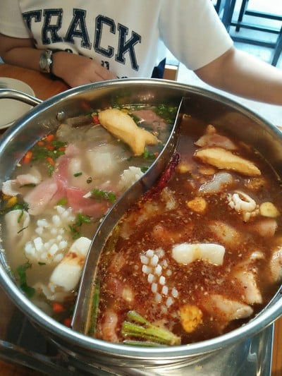ปลาวาฬใจดี สุกี้&ชาบู แกรนด์ โนนม่วง