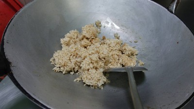 วิธีทำ ข้าวผัดสองสี วิธีทำ ข้าวผัดสองสี